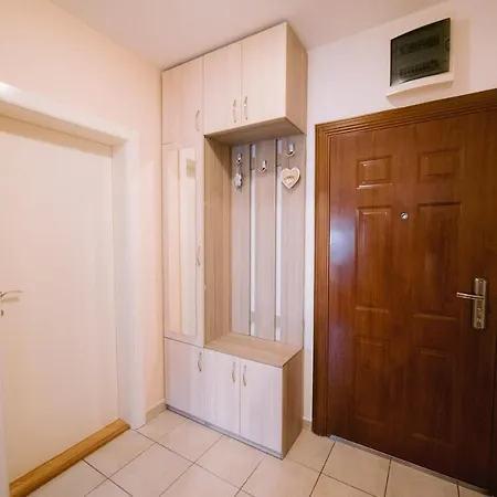 Lipa Lejlighed Novi Sad